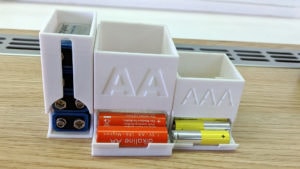 3D printing is awesome - custom battery holders » The smarthome journey